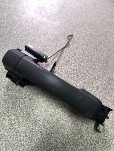 corolla runx: Передняя правая дверная ручка Дверная ручка Toyota Б/у, Оригинал — 1