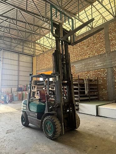 для фуры: Погрузчик, Caterpillar, Вилочный — 3