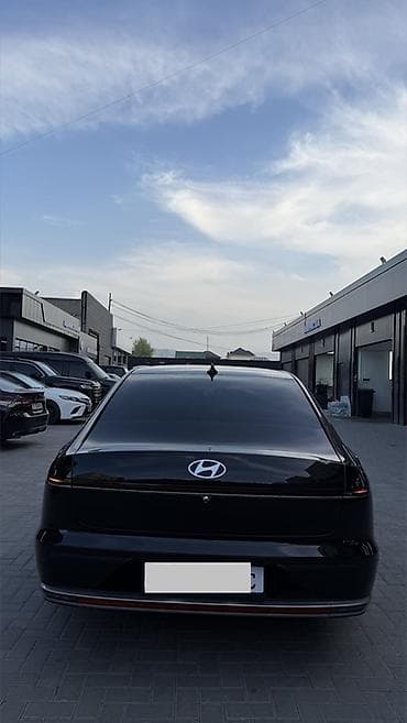 маш: Hyundai Grandeur: 2025 г., 1.6 л, Автомат, Гибрид, Седан — 2