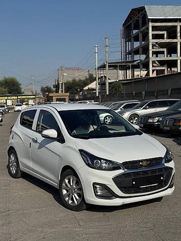 mazda cronos: Chevrolet Spark: 2020 г., Бензин, Хэтчбэк — 1