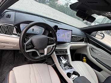 BYD Song Plus: 2023 г., 1.5 л, Робот, Гибрид, Кроссовер — 10