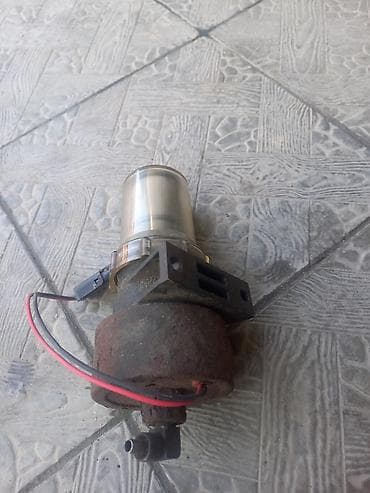 Детали двигателя и моторы в сборе: Бензонасос Оригинал, США — 2