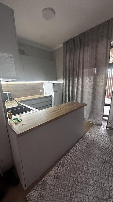 недостроенный дом: 100 м², 3 комнаты, Парковка — 7