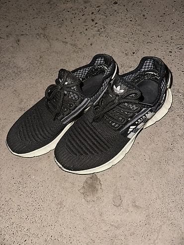 мужские: Кроссовки спортивные Adidas Покупала за 3000 сом 2 раза одевала — 3