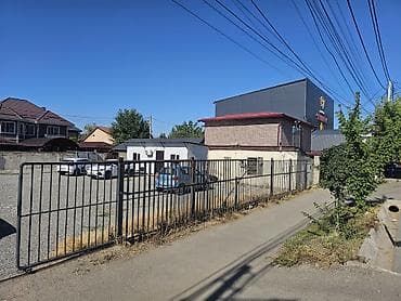 Унаа салону, 700 м², Иштеп турган Бизнес, Жабдууларсыз — 3