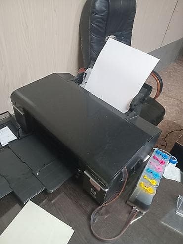 Струйный цветной принтер с установленной системой непрерывной подачи