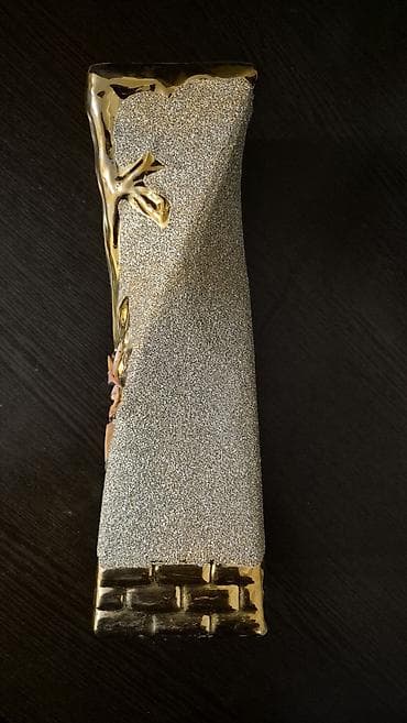 4 pot: Ваза декоративная, высота 25 см. Прямоугольная форма с легким изгибом — 3