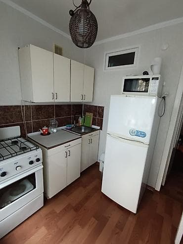 osh flat: 2 комнаты, 43 м², Политех Хрущевка, 3 этаж, Косметический ремонт — 1