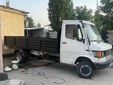 shacman m3000: Легкий грузовик, Mercedes-Benz, Стандарт, 3 т, Б/у — 1