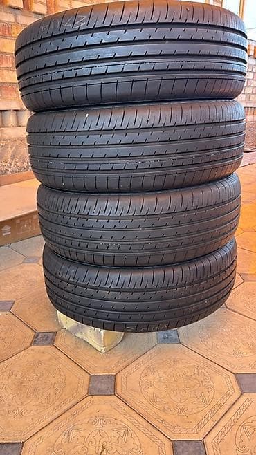Шины 235 / 60 / R 18, Лето, Б/у, Комплект, Внедорожные (АТ/МТ), Yokohama