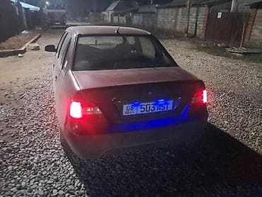 lexus e350: Срочно срочно Седан бордового цвета. Кузов 4‑дверный, компакт-класс — 7