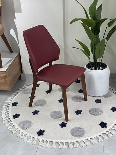 кызыл кия кыз: Ашкана үчүн отургуч, Жаңы, Жыгач, Бөлүп төлөө менен, түсү - Саргыч боз — 5