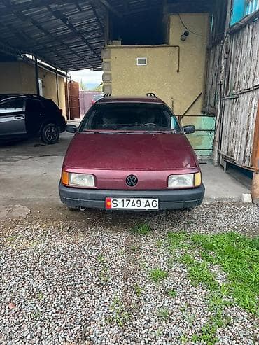 Volkswagen Passat Variant: 1990 г., Универсал