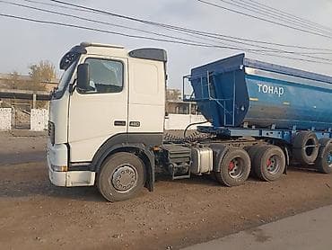 toyota blit: Тягач, Volvo, 2002 г., Самосвал — 2