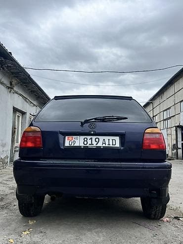 Продажа авто: Volkswagen Golf: 1995 г., 1.6 л, Механика, Бензин, Хэтчбэк — 2