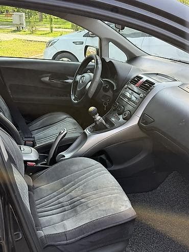 4a fe: Toyota Auris: 2008 г., 2 л, Механика, Дизель, Хэтчбэк — 6