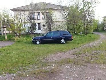 консоль 124: Mercedes-Benz W124: 1995 г., 2.8 л, Механика, Бензин, Универсал — 3