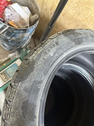 Шины и диски: Шины 225 / 50 / R 17, Зима, Комплект, Легковые, Bridgestone — 1