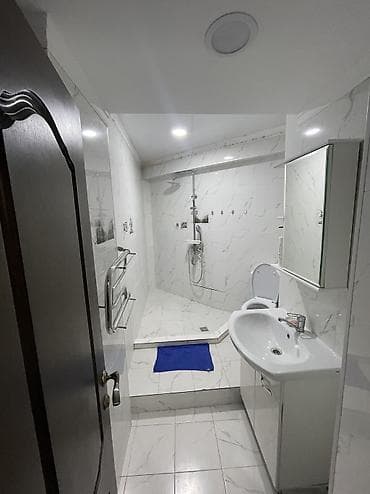 osh flat: 2 комнаты, 12 мкр Собственник, Без подселения, от 3 месяцев, С мебелью частично — 5