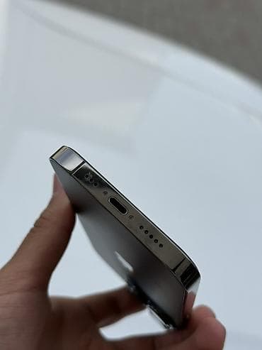 iphone 15 pro 256гб: IPhone 13 Pro, Black Titanium — 3