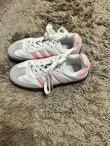 adidas smith: Кроссовки, 34.5, 35, Adidas, Б/у, цвет - Белый, Самовывоз — 1