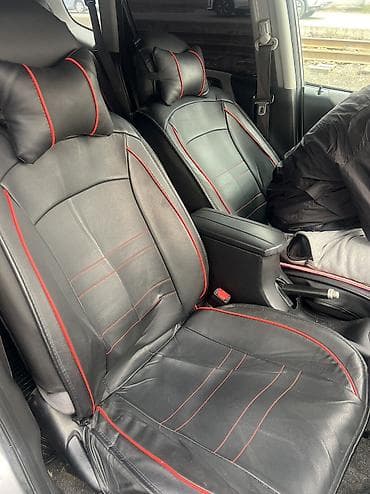 автомобиль ош: Honda Fit: 2002 г., 1.3 л, Автомат, Бензин, Купе — 8