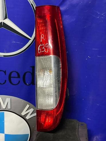 Автозапчасти: Задний правый стоп-сигнал Mercedes-Benz 2006 г., Б/у, Оригинал, Япония — 1