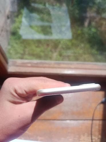 iphone 7 plus наушники: IPhone 7 Plus, Б/у, 128 ГБ, Золотой, Зарядное устройство, 75 % — 6
