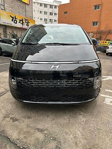Унаа сатуу: Hyundai Staria: 2021 г., 2.2 л, Автомат, Дизель, Вэн/Минивэн — 1