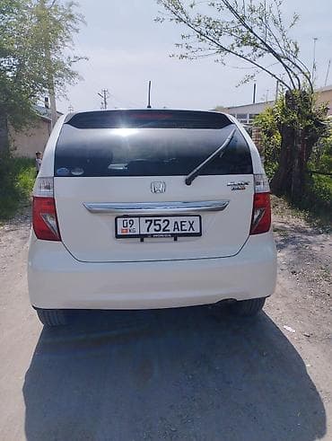авто из киргистана: Honda Edix: 2004 г., 1.7 л, Автомат, Бензин, Минивэн — 4