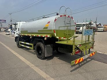 насосы высокого давления для мойки: Поливомоечная машина (водовоз) DFAC - Шасси: DFAC (Dongfeng), кабина — 8