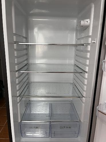 холодильник для марожный: Холодильник Artel, Б/у, Двухкамерный — 3