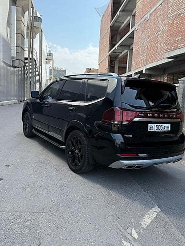 бампер 220: Kia Mohave: 2020 г., 3 л, Автомат, Дизель, Внедорожник — 5