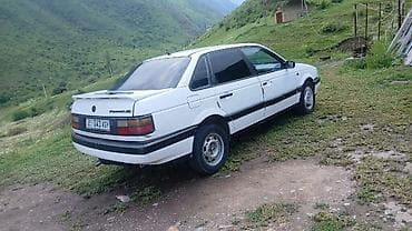 smart plus: Volkswagen Passat: 1988 г., 1.8 л, Механика, Бензин, Седан — 2
