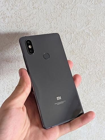 hitman 2: Xiaomi, Mi 8 SE, Б/у, 64 ГБ, цвет - Серый, 2 SIM — 1