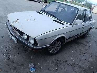 Транспорт: BMW 520: 1983 г., 2 л, Механика, Бензин, Седан — 1