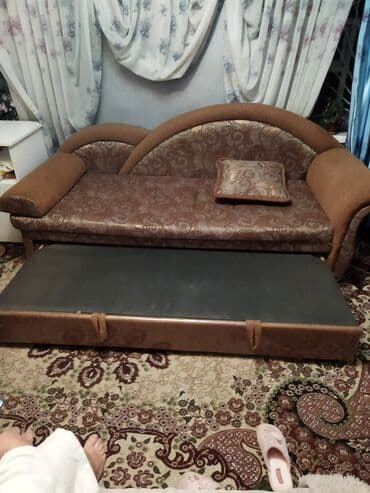 бу диваны бишкек: Продам диван раздвижной,с ящиками для белья .в хорошем состоянии — 3