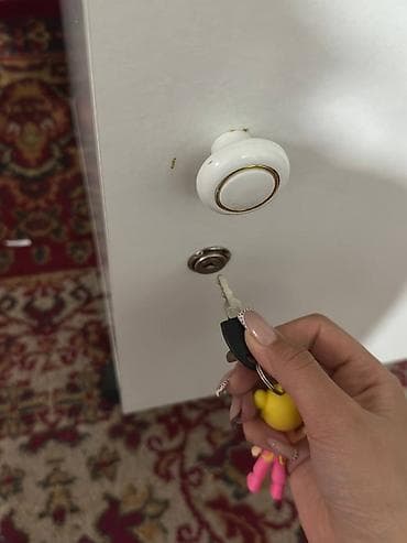 Текчелер, стеллаждар, секичелүү койгучтар: Гүлдөр үчүн секичелүү текче, Жаңы, ЛДСП — 4