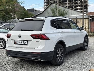 Транспорт: Volkswagen Tiguan: 2019 г., 2 л, Автомат, Бензин, Кроссовер — 4