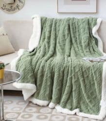 купить одеяло в бишкеке: Плед, Корея, Жаңы, Жүн, Бардык мезгилдер, Жарык берип туруучу — 24