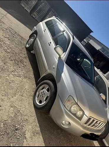 prius plus: Toyota Kluger: 2001 г., 2.4 л, Автомат, Бензин, Кроссовер — 3