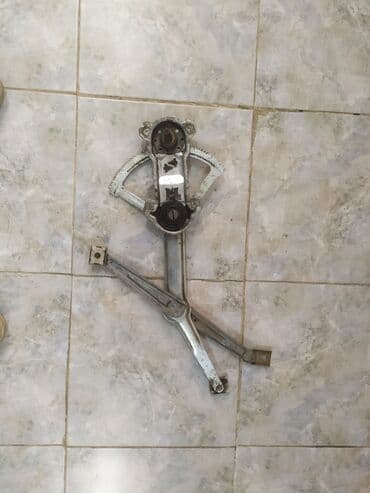 купить полировочную машинку: W124 Мерседес 220230 Мерседес Передний правый механизм состояние — 2