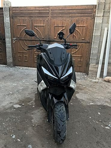 Скутеры: *Продаю скутер NMAX* в хорошем состоянии. 180 куб Пробег 0 — 4