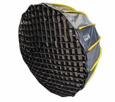 свет для студии: Набор Октобокс Bobby Studio 90 см + Светодиодный студийный осветитель — 5