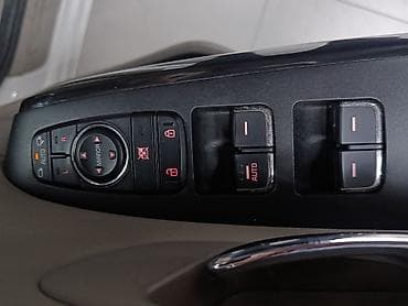 vin code: Kia Carnival: 2020 г., 2.2 л, Автомат, Дизель, Минивэн — 10