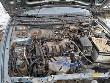 автомобили степ: Mazda 626: 2000 г., 2 л, Механика, Бензин, Универсал — 1