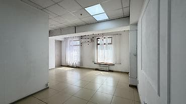 торговый места: Аренда офисов, 40 м², 1 линия — 3