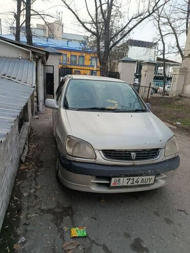 Toyota Raum: 2000 г., 1.5 л, Автомат, Бензин, Универсал