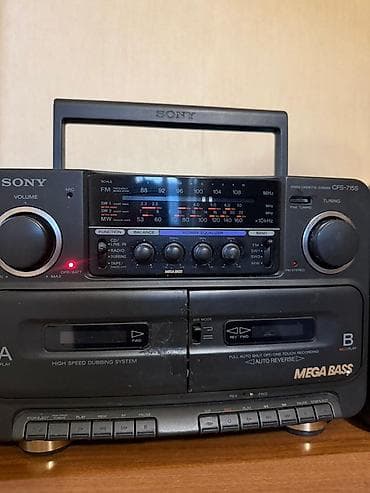 Другая аудиотехника: Портативная аудиосистема/радиомагнитола Sony CFS-715S с раздельными — 1