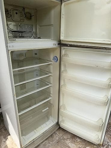 торг: Холодильник Beko, Двухкамерный, No frost, 67 * 175 * 68 — 4